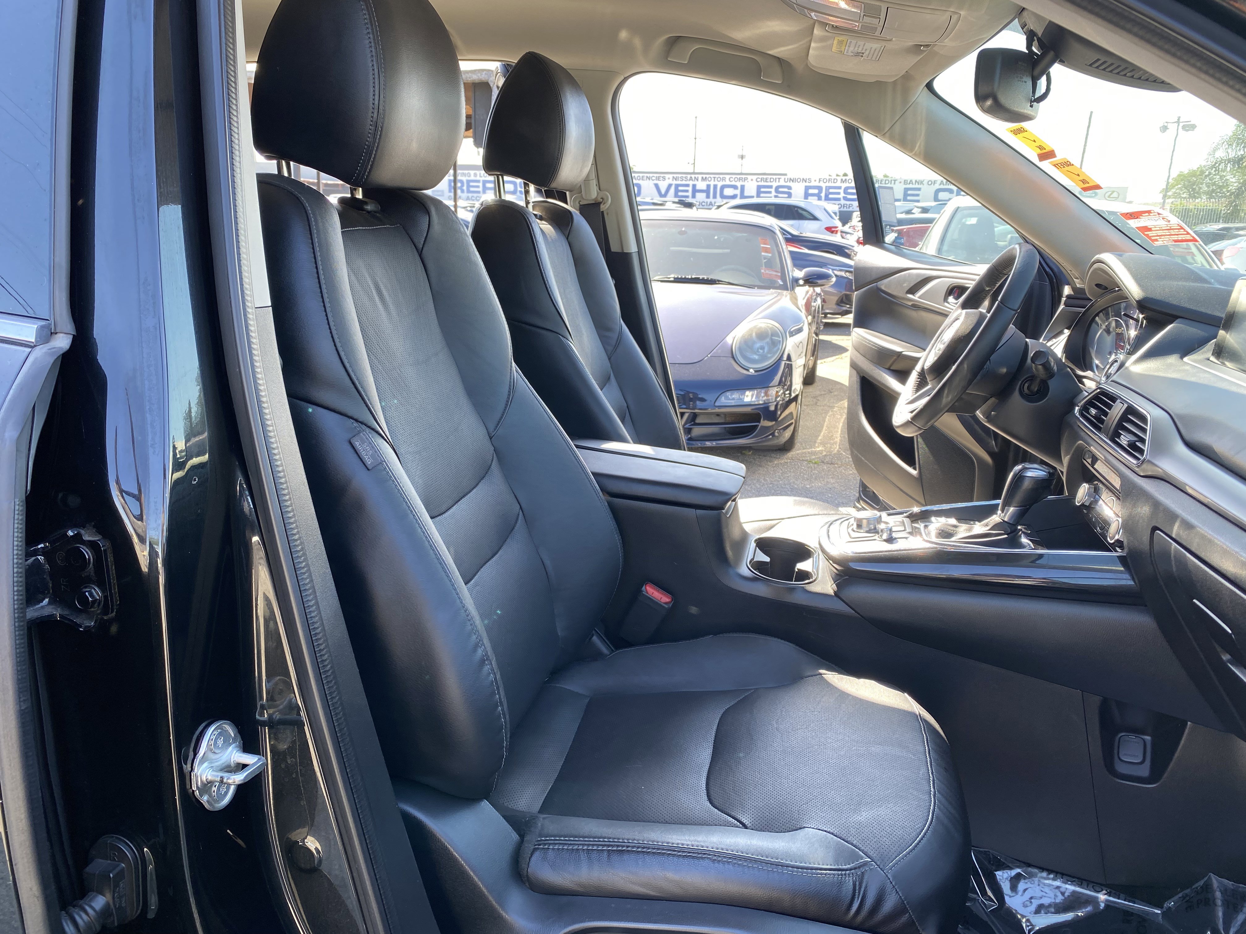 Used 2018 MAZDA CX-9 Touring image 22