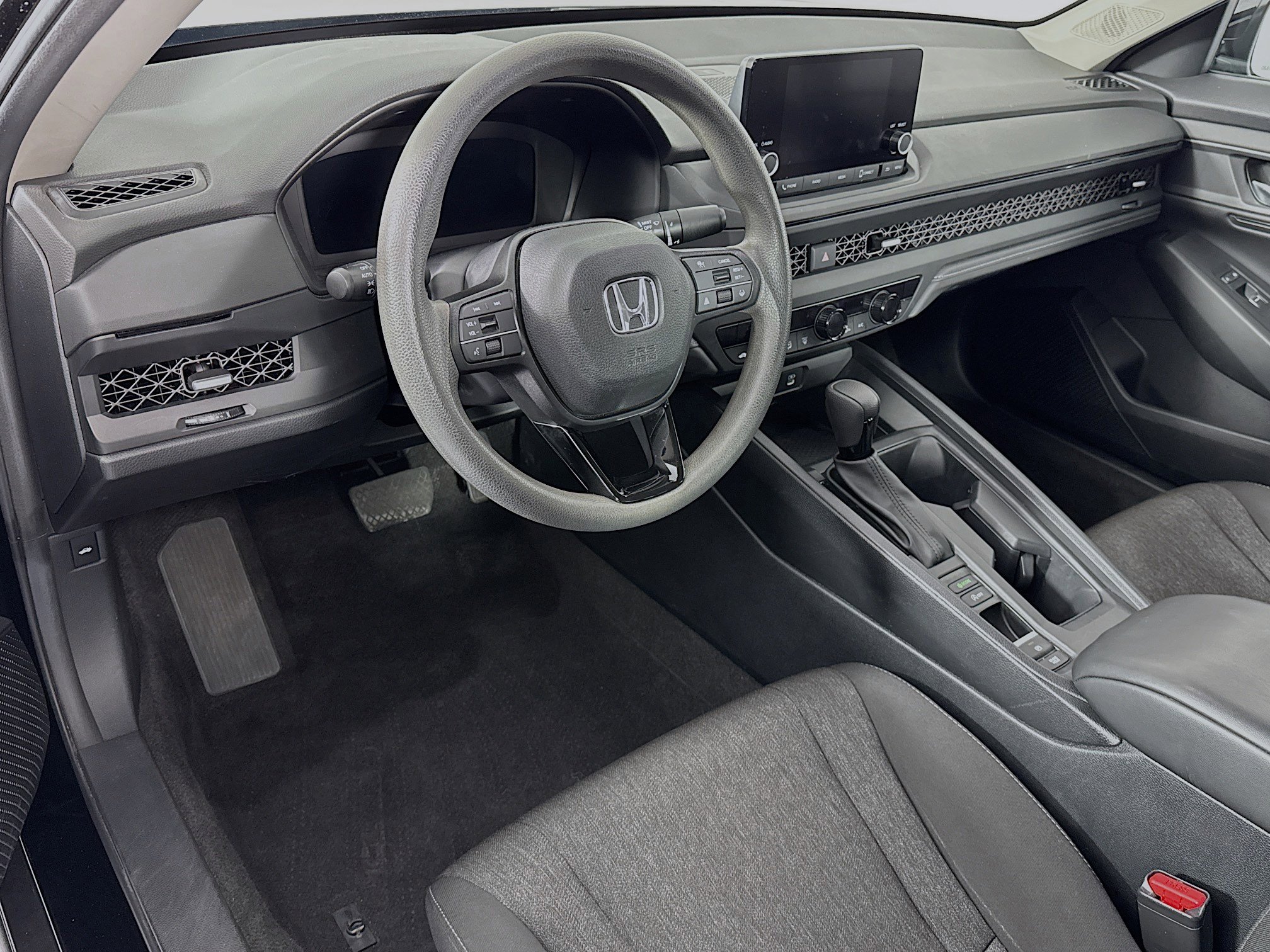 Certified 2024 Honda Accord EX image 9