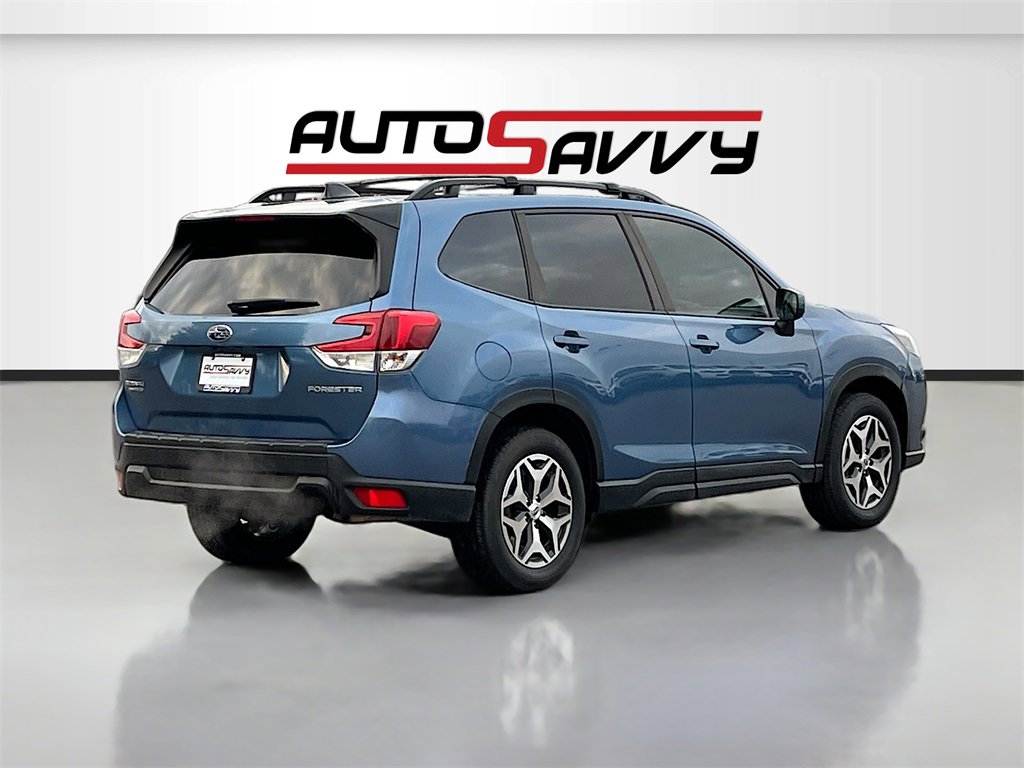 Used 2024 Subaru Forester Premium image 7