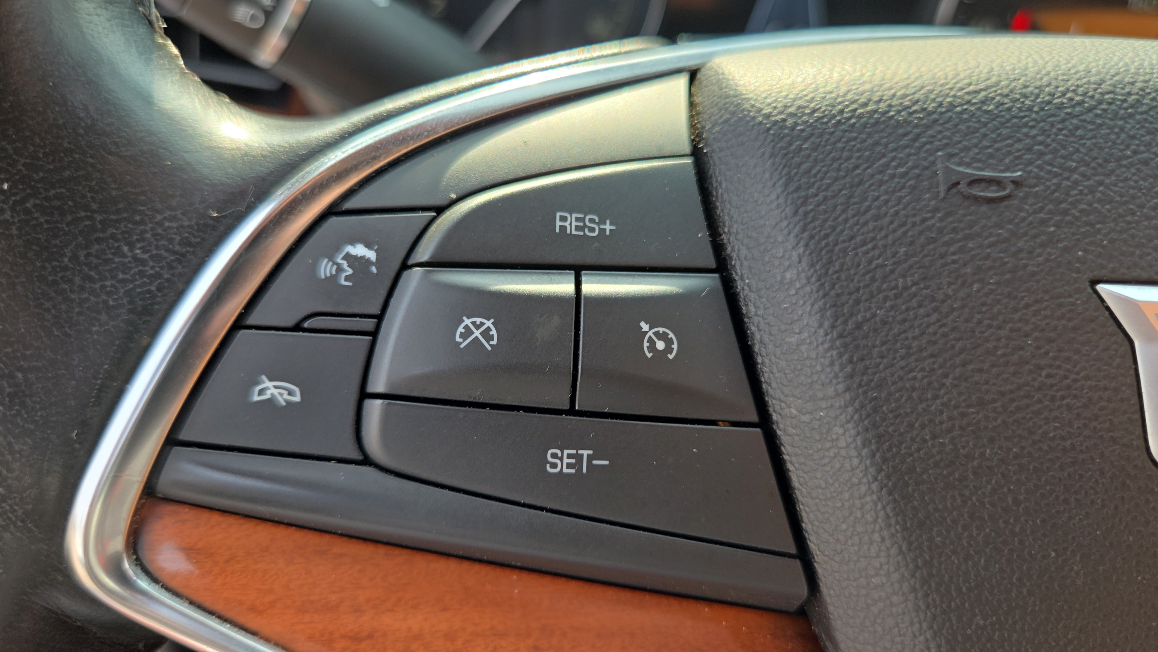Used 2021 Cadillac XT5 Premium Luxury FWD image 25