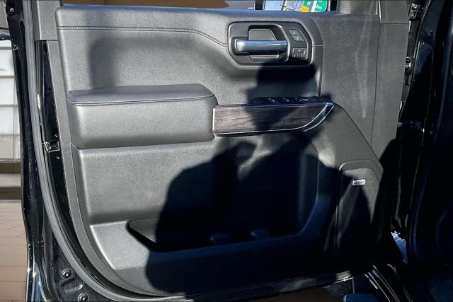 Used 2019 Chevrolet Silverado 1500 LTZ w/ LTZ Premium Package image 24