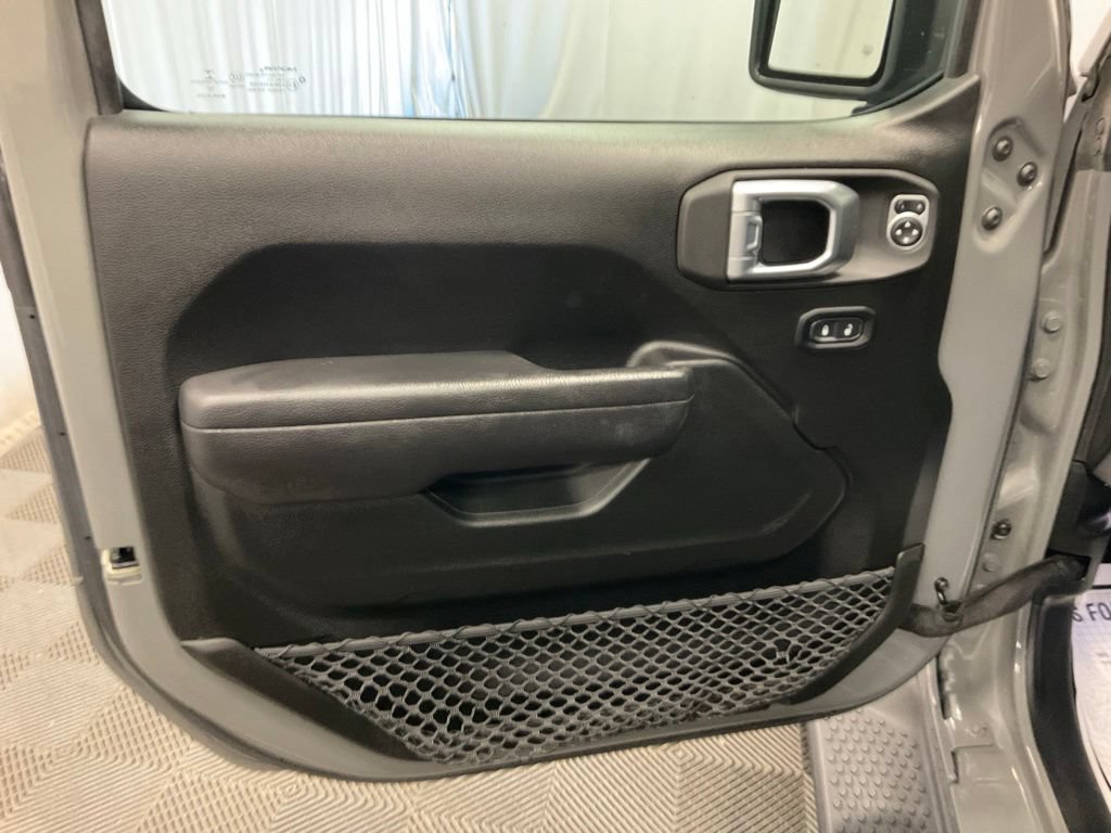 Used 2022 Jeep Wrangler Unlimited Sport AWD/4WD image 10