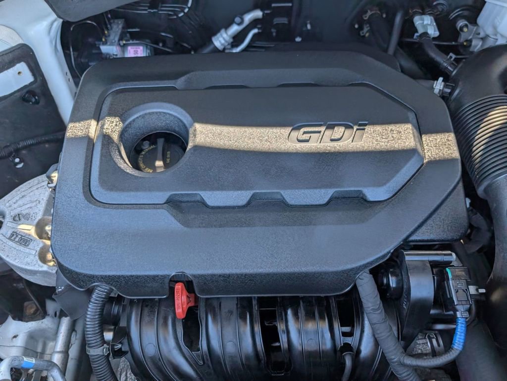 Used 2020 Hyundai Santa Fe SE image 45