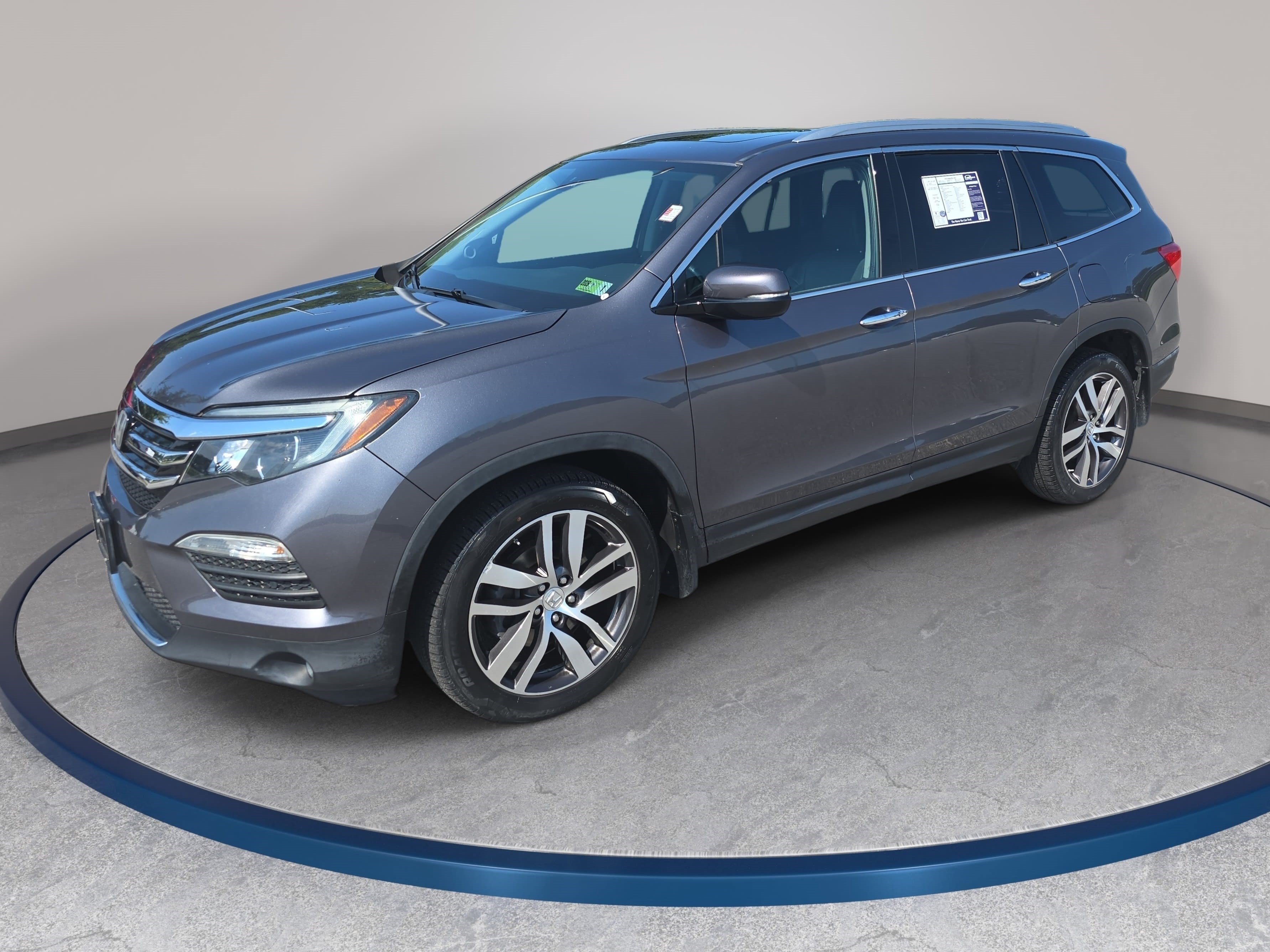 Used 2016 Honda Pilot Elite image 1