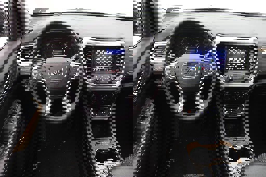 Used 2023 GMC Acadia SLE w/ Driver Convenience Package image 13