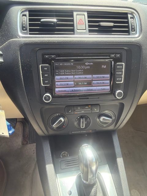 Used 2014 Volkswagen Jetta TDI FWD image 1
