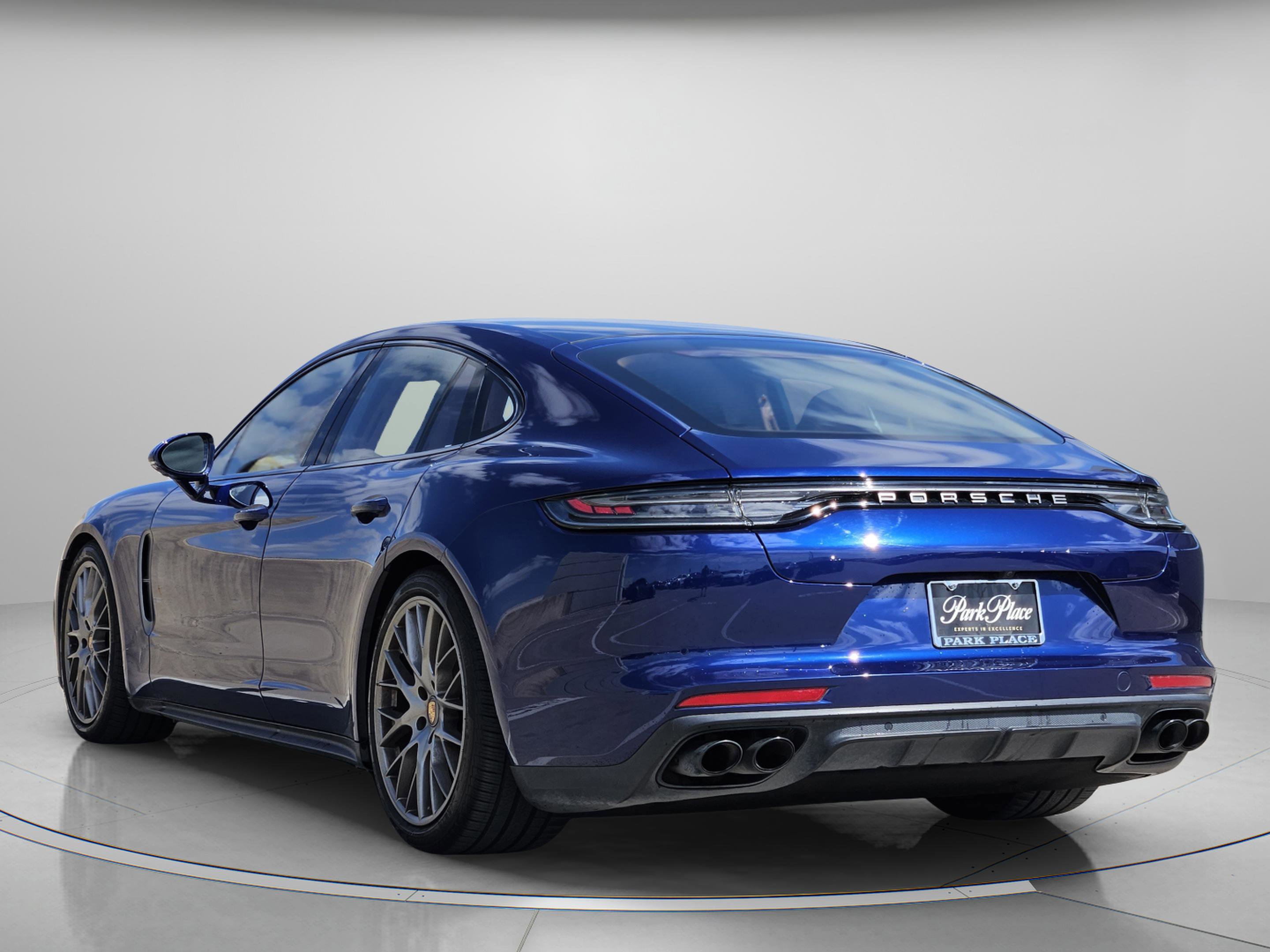 Certified 2023 Porsche Panamera 4 Platinum Edition image 3