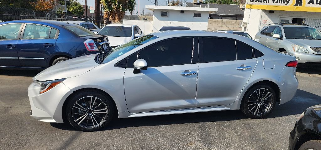 Used 2020 Toyota Corolla LE image 6