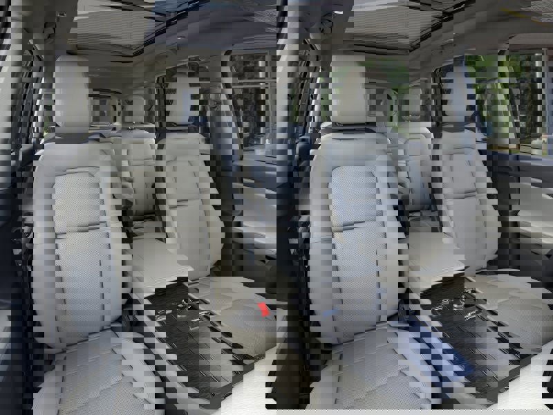 New 2026 Lincoln Aviator AWD image 10