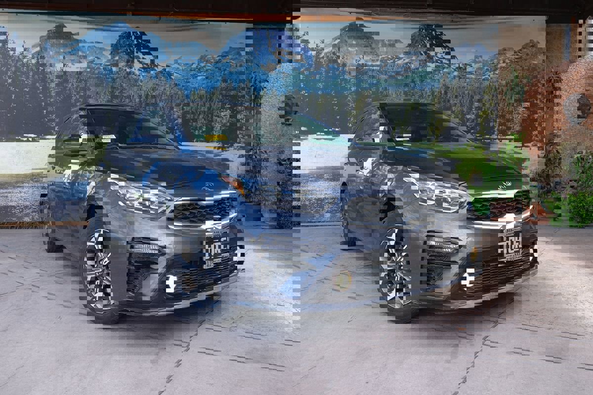 Used 2019 Kia Forte LXS image 3