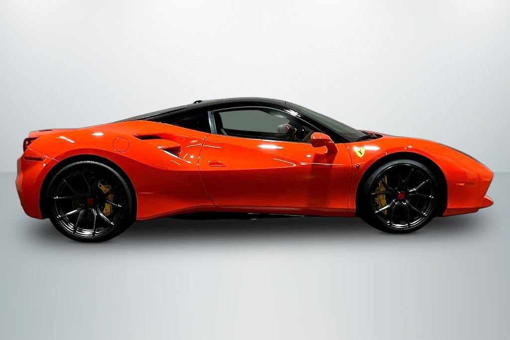 Used 2018 Ferrari 488 GTB RWD image 4