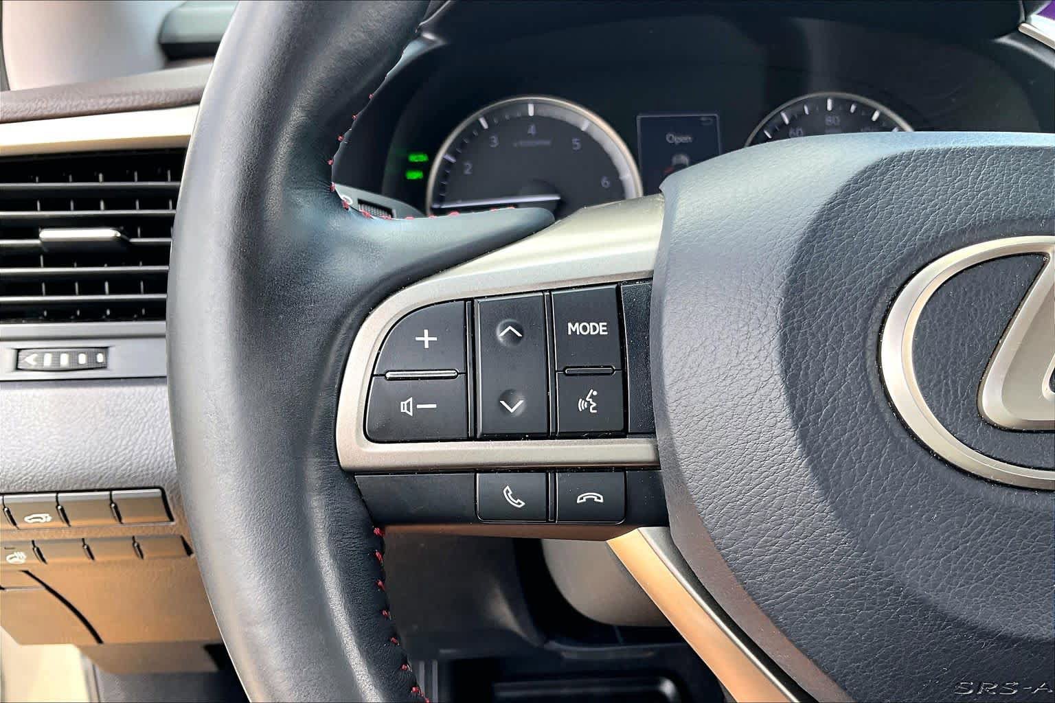 Used 2018 Lexus RX 350L FWD w/ Premium Package image 21