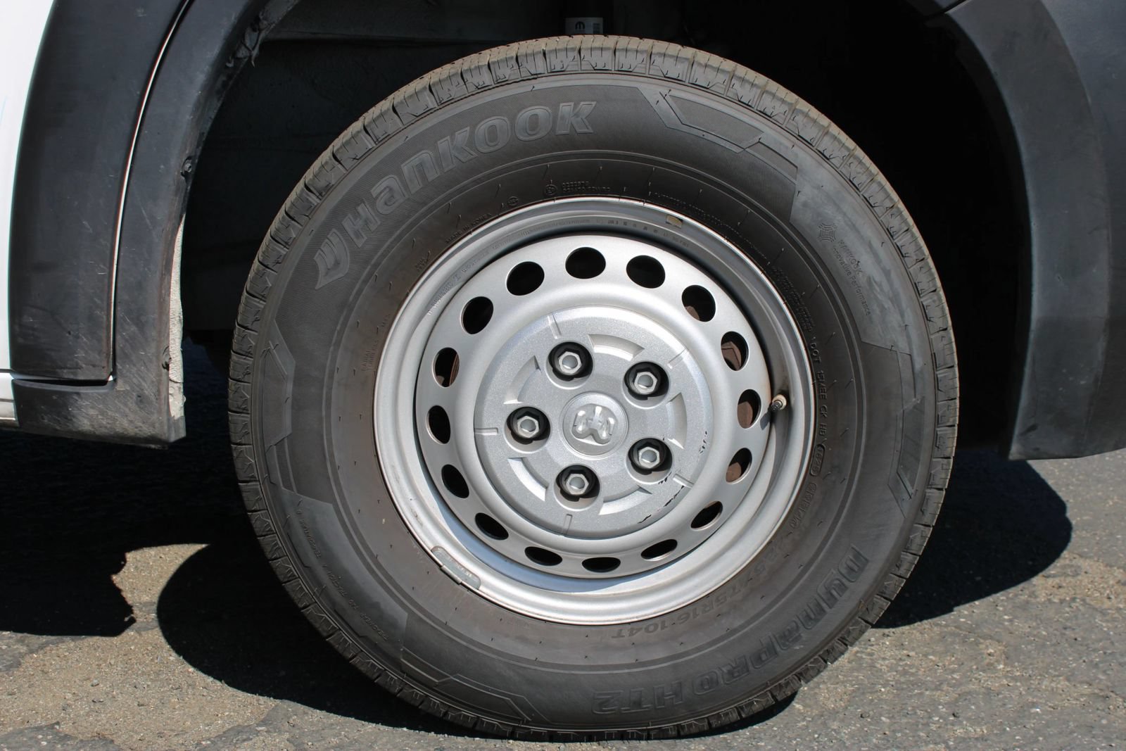 Used 2024 RAM ProMaster 2500 w/ Safety Group FWD image 6
