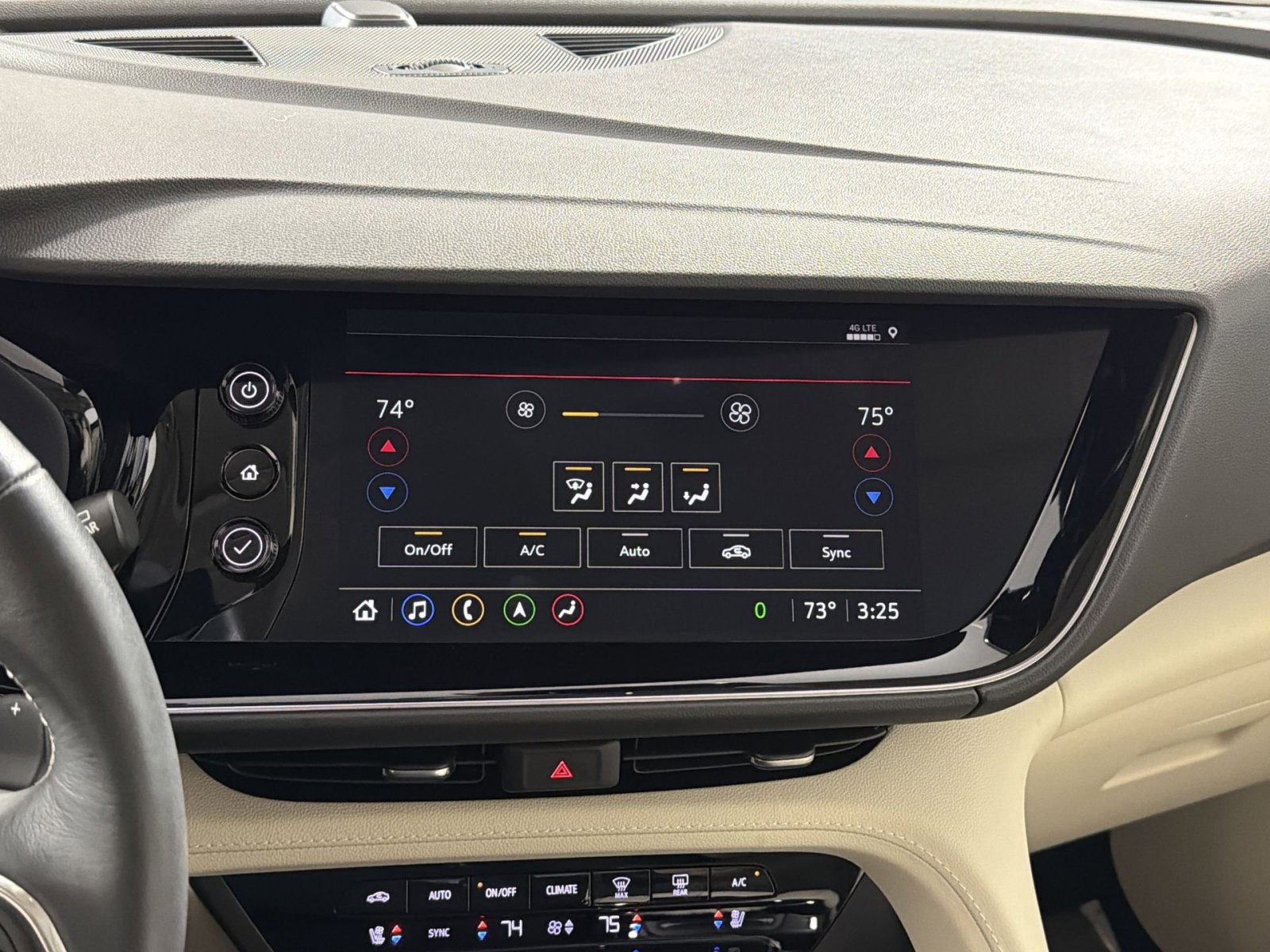 Used 2023 Buick Envision Avenir AWD/4WD image 21