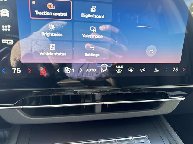 New 2026 Lincoln Nautilus Reserve AWD/4WD image 19