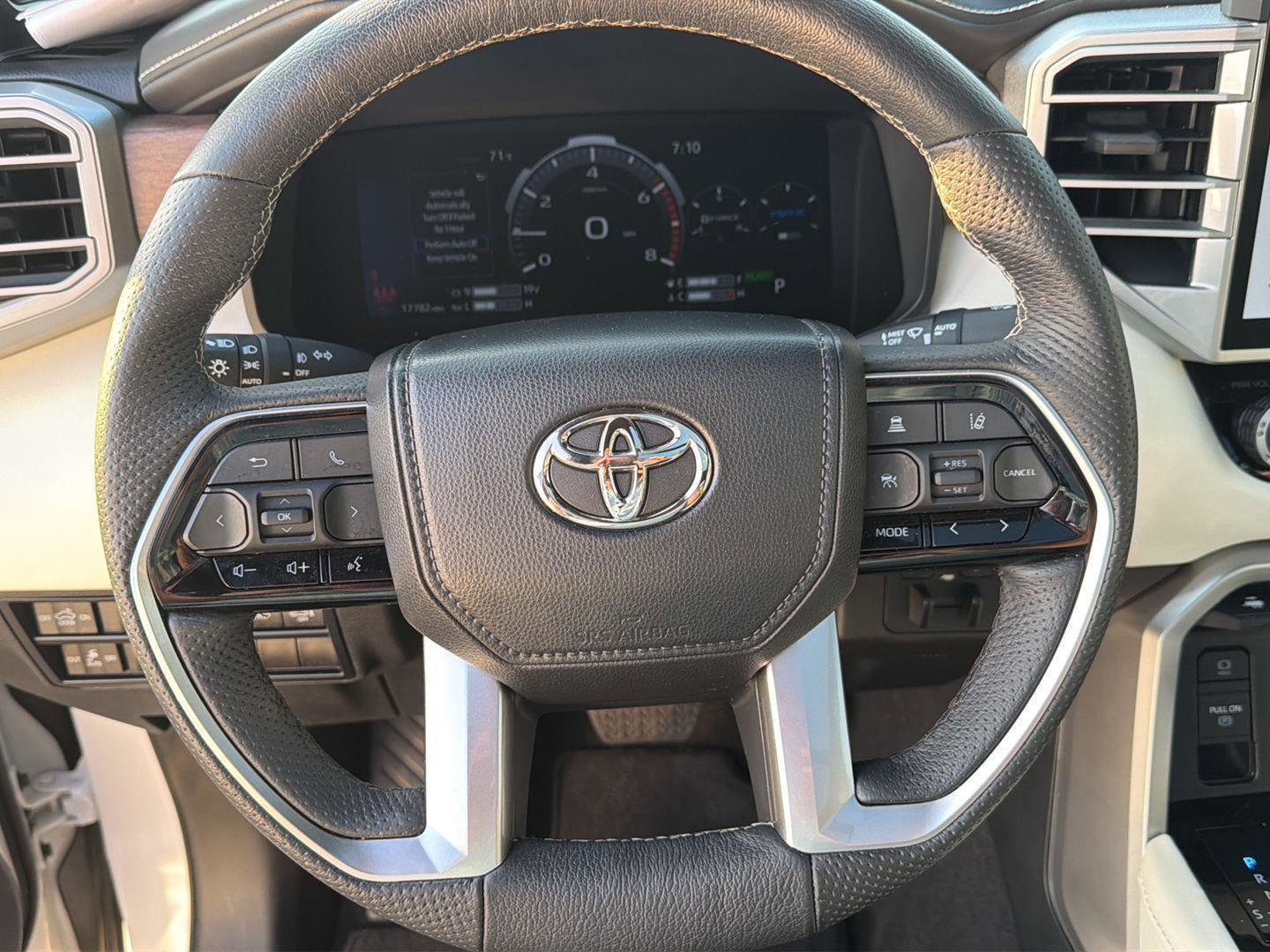 Used 2023 Toyota Tundra Capstone AWD/4WD image 21