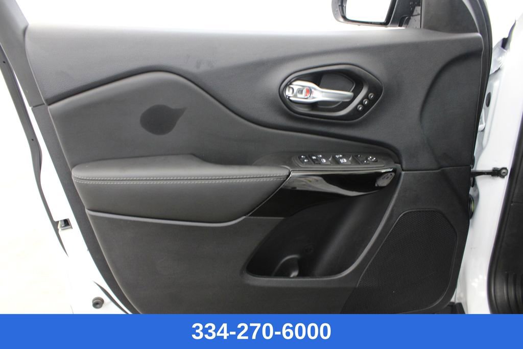 Used 2023 Jeep Cherokee Altitude Lux w/ Lux Elite Package image 18