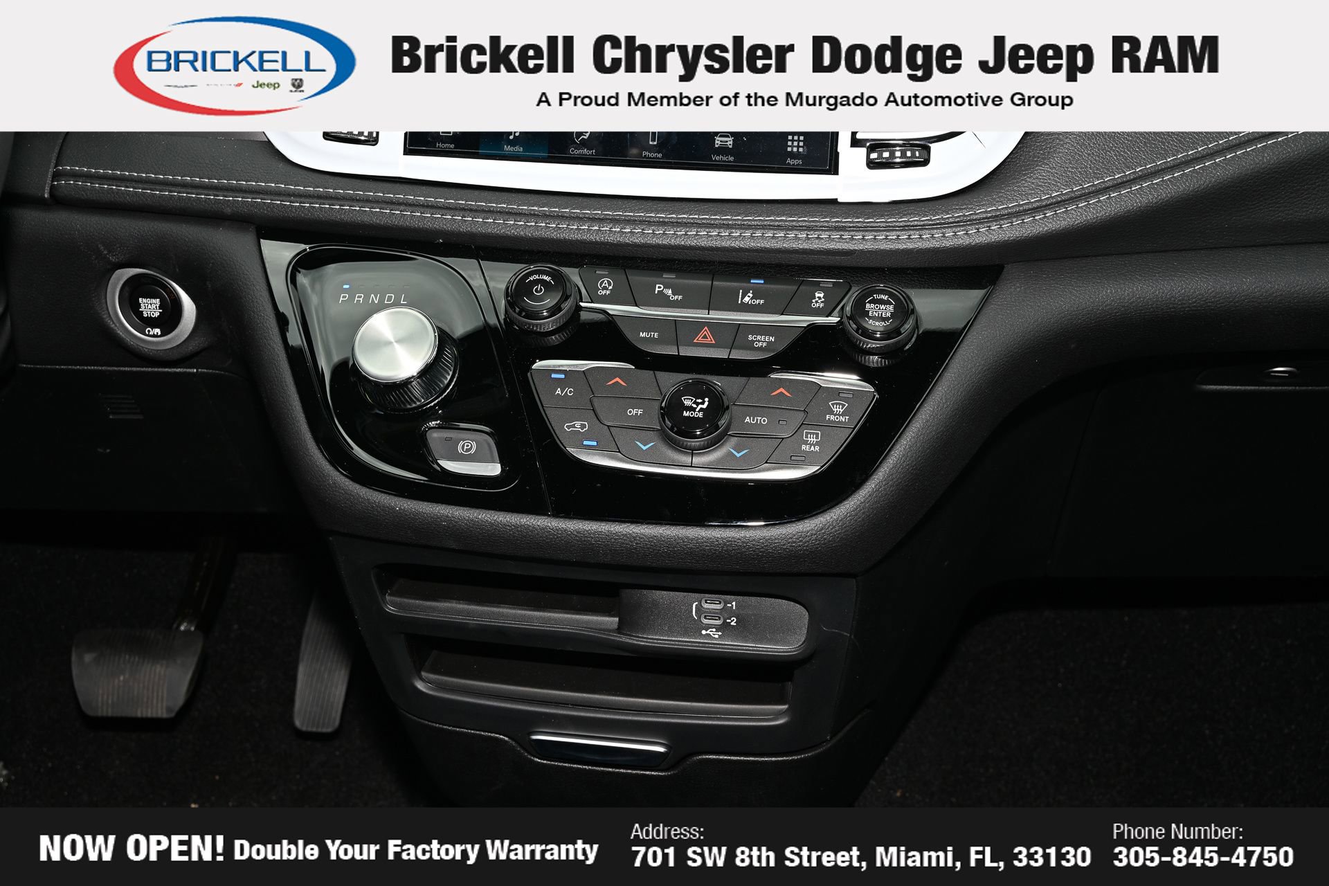 Used 2026 Chrysler Pacifica Select w/ S Appearance Package FWD image 24