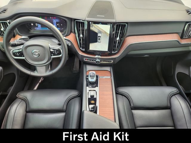 Certified 2024 Volvo XC60 B5 Ultimate w/ Protection Package Premier AWD/4WD image 13