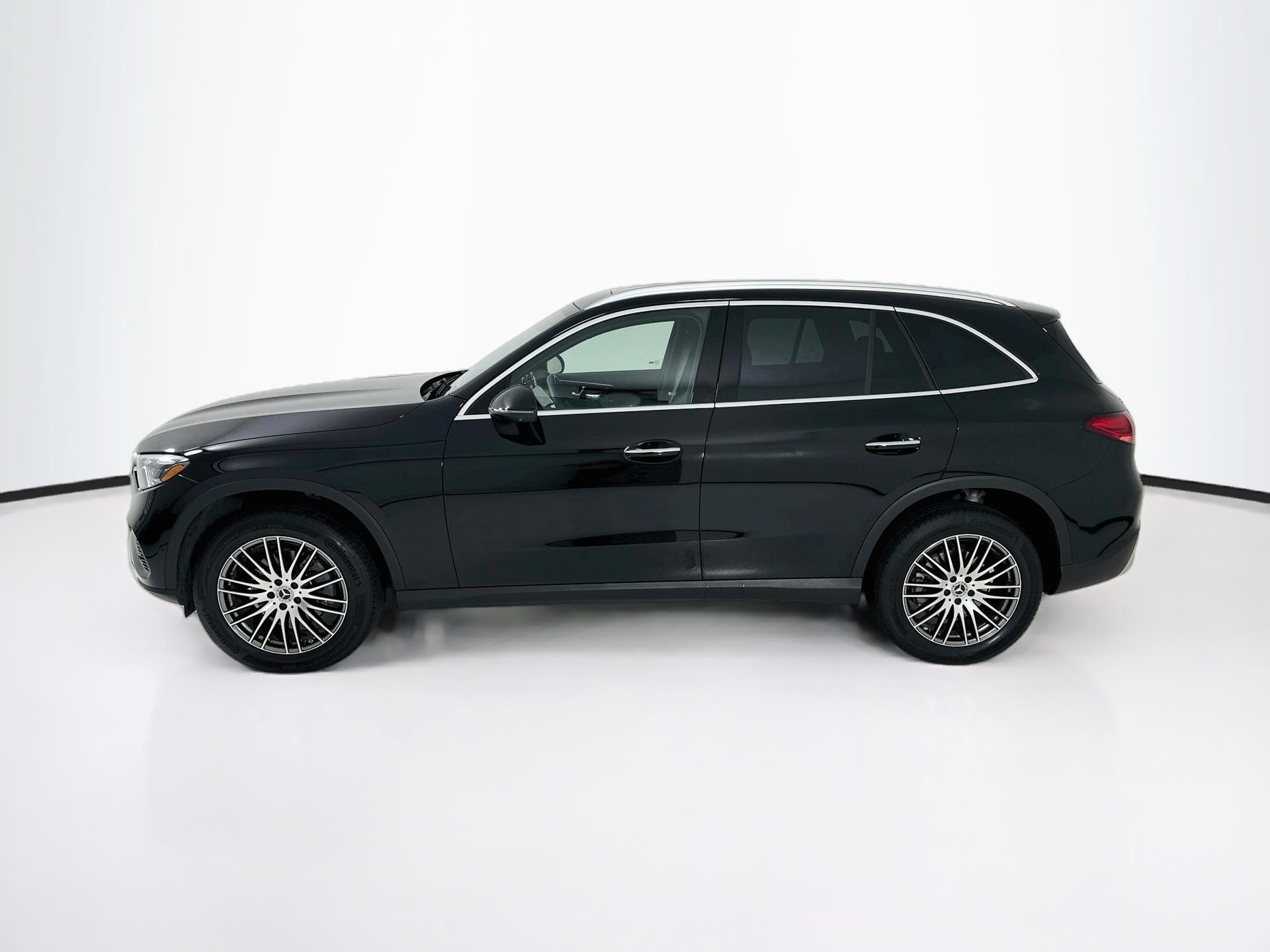 Used 2026 Mercedes-Benz GLC 300 4MATIC image 5