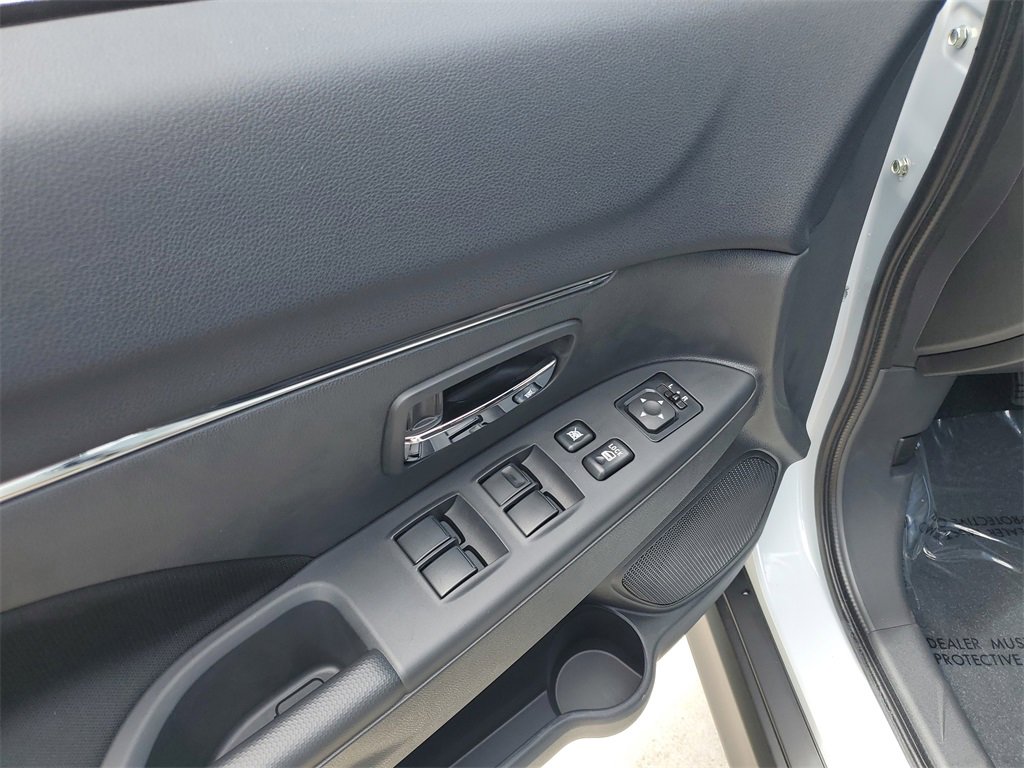 New 2025 Mitsubishi Outlander Sport AWD image 18