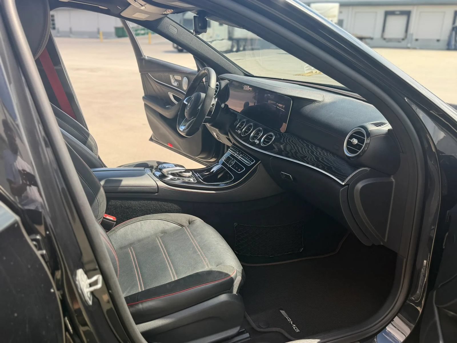 Used 2018 Mercedes-Benz E 43 AMG 4MATIC Sedan image 27