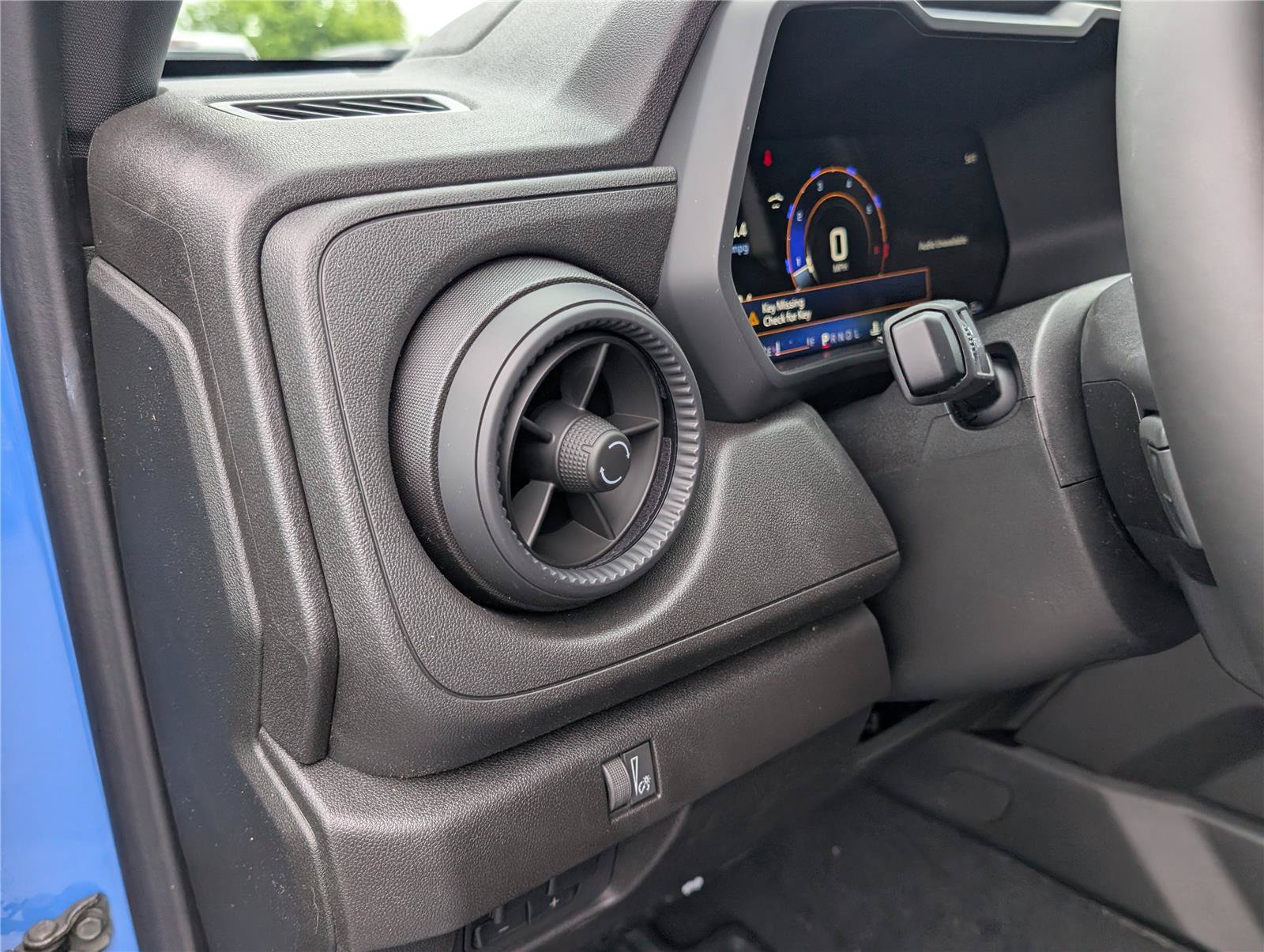 New 2026 Chevrolet Colorado Trail Boss AWD/4WD image 17