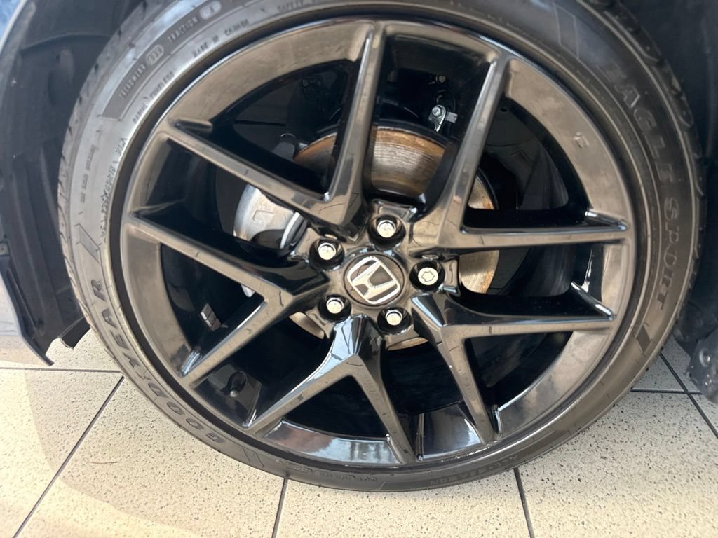 Used 2025 Honda Civic Sport image 9