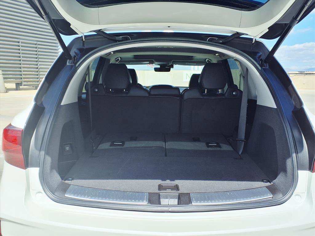 Used 2020 Acura MDX FWD image 16