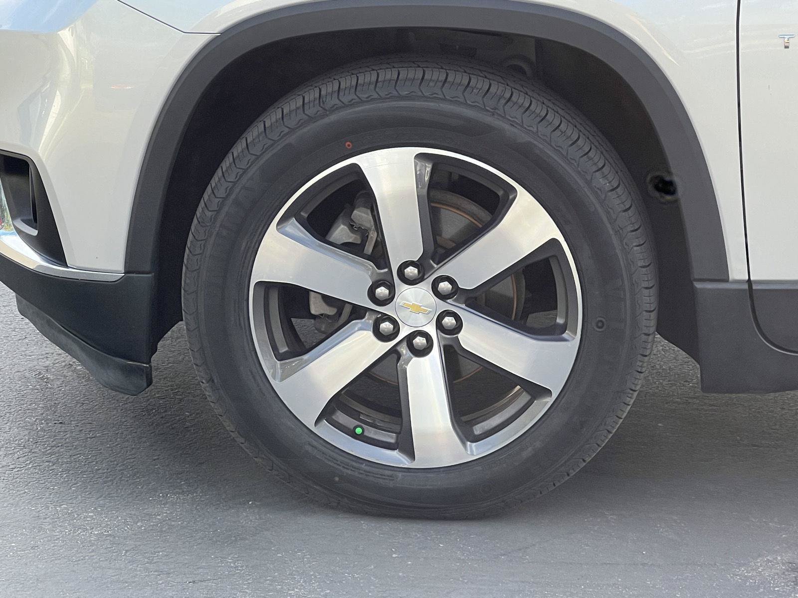 Used 2018 Chevrolet Traverse LT AWD/4WD image 20