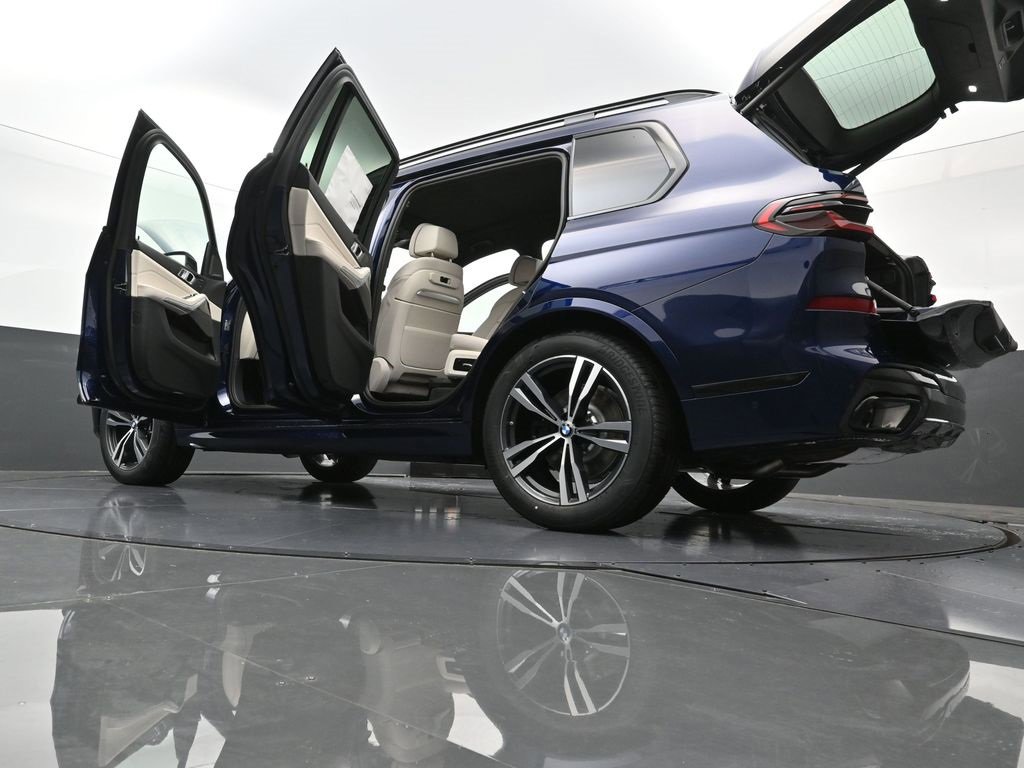 New 2026 BMW X7 xDrive40i w/ M Sport Package image 51