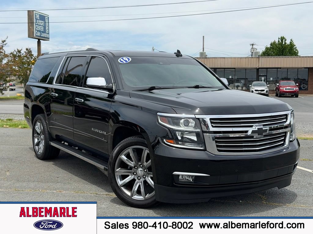 Used 2019 Chevrolet Suburban Premier AWD/4WD image 1