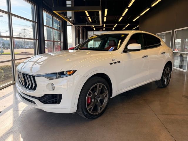 Used 2023 Maserati Levante GT image 1