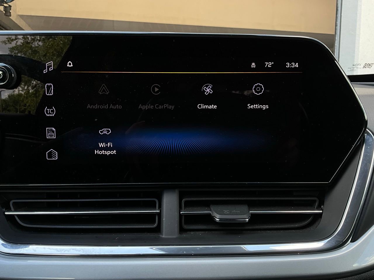 Used 2025 Chevrolet Trax LT image 27