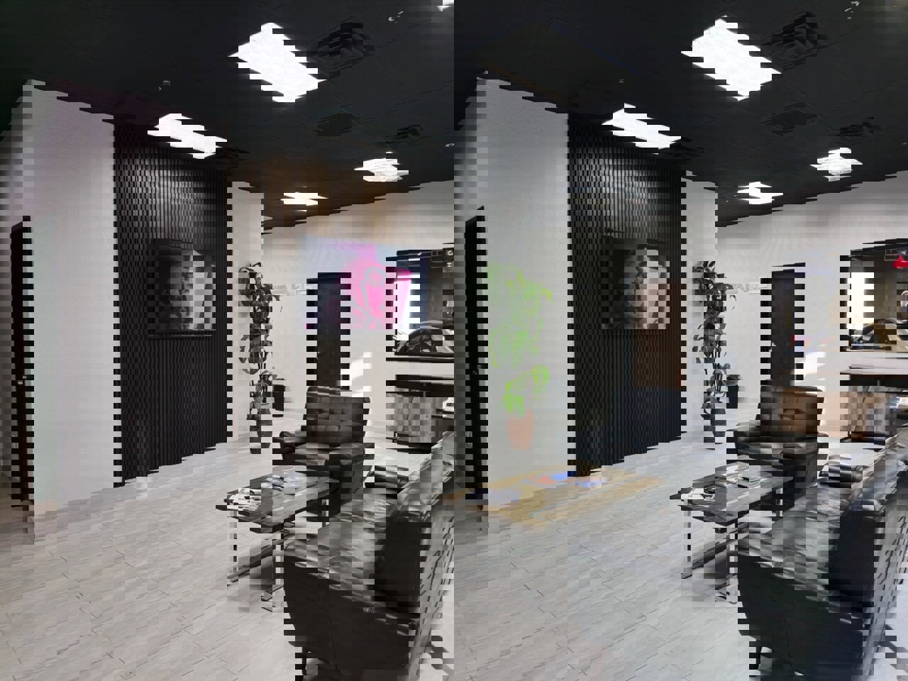 Used 2017 Land Rover Range Rover Evoque SE image 32