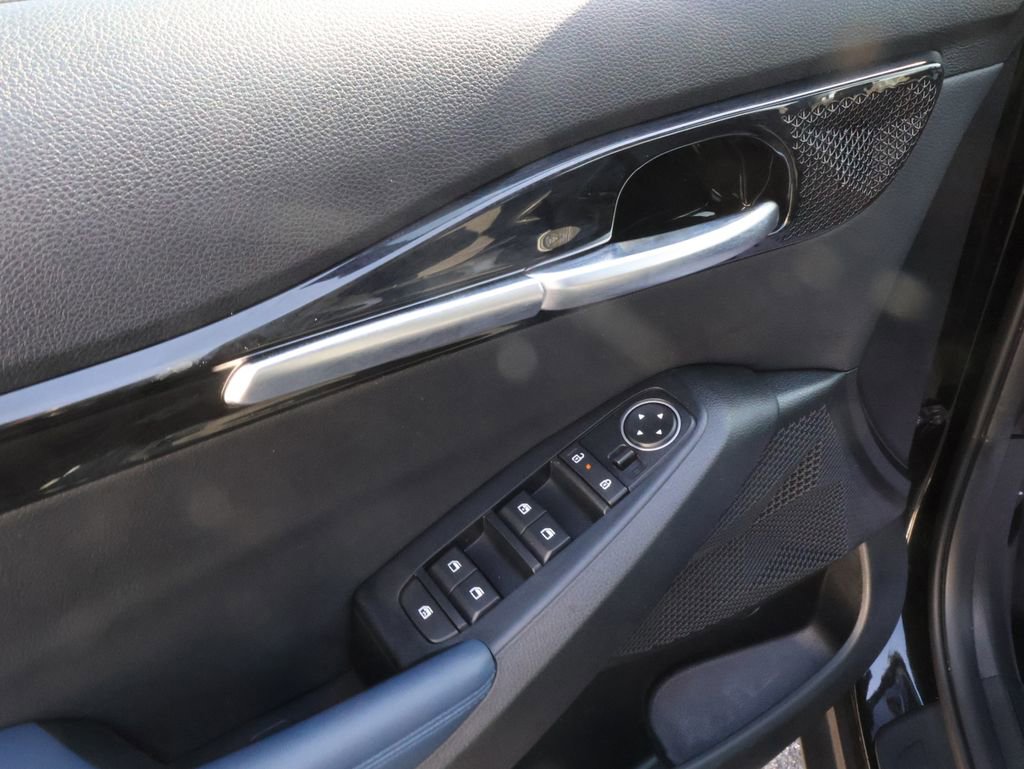 Used 2025 Kia Seltos S image 13