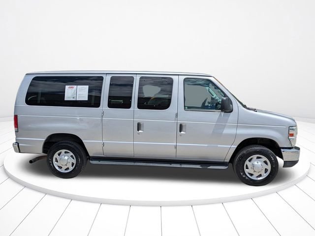 Used 2014 Ford E-350 and Econoline 350 XLT RWD image 3