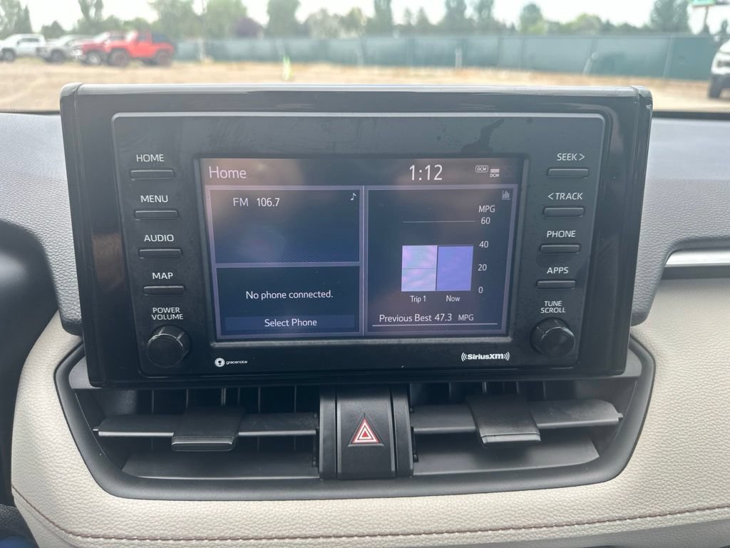 Used 2020 Toyota RAV4 XLE w/ Convenience Package AWD/4WD video 3