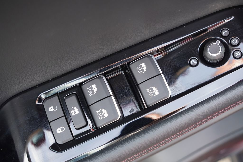 Used 2025 Jeep Wagoneer S Launch Edition AWD/4WD image 25