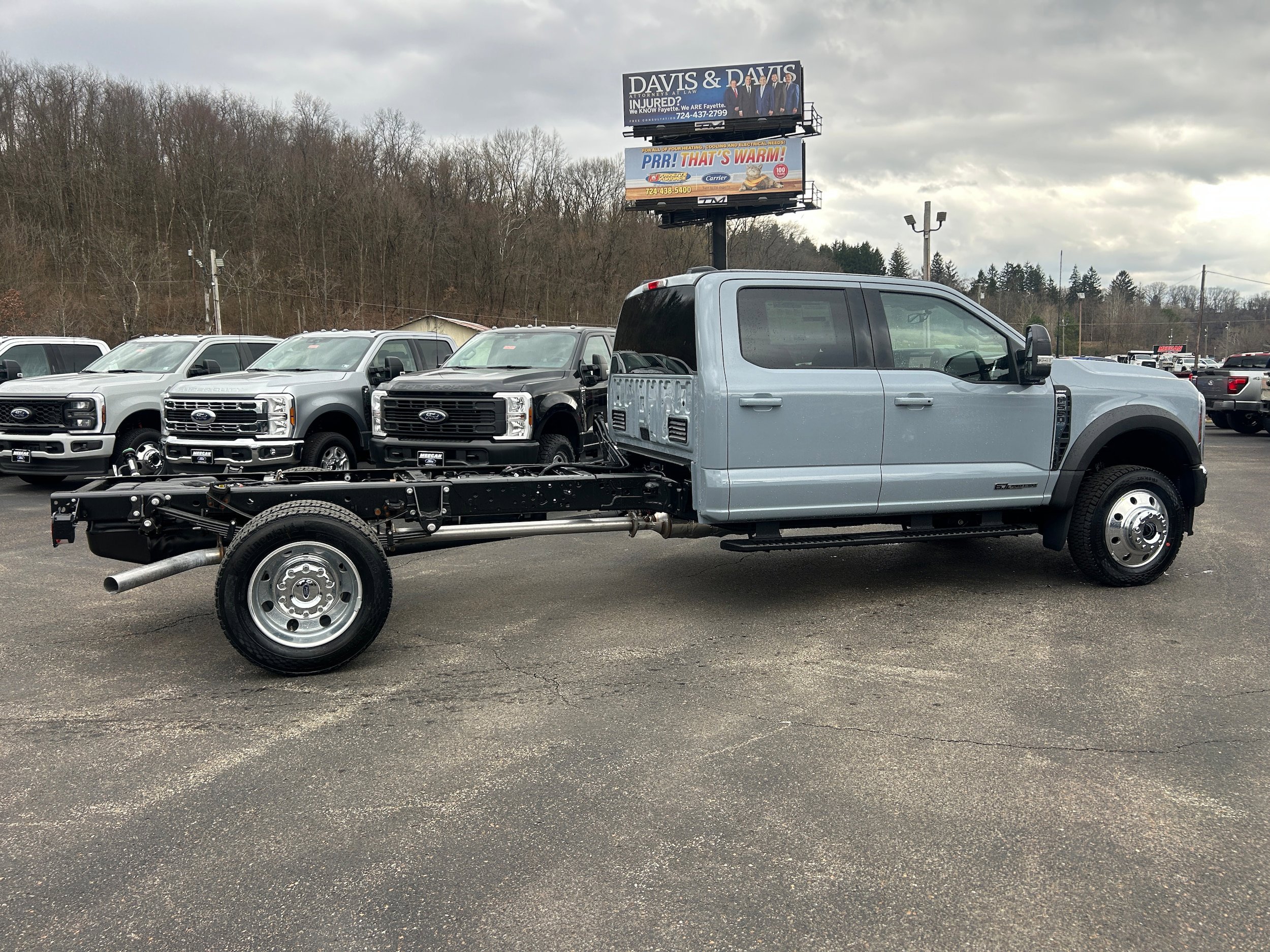 New 2026 Ford F550 4x4 Crew Cab image 10