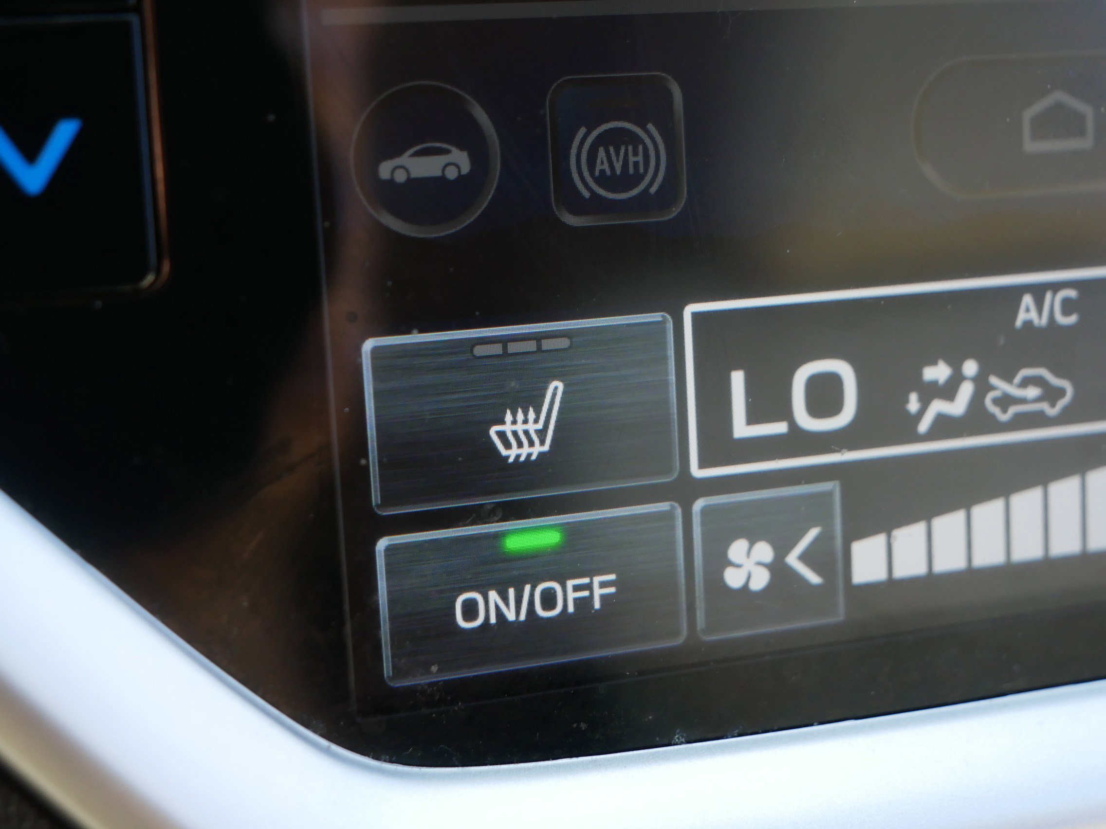 Used 2023 Subaru Ascent Limited w/ Technology Package image 28