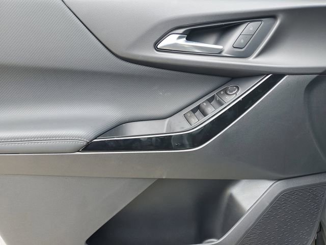 New 2026 Chevrolet Equinox LT w/ Safety and Technology Package image 9
