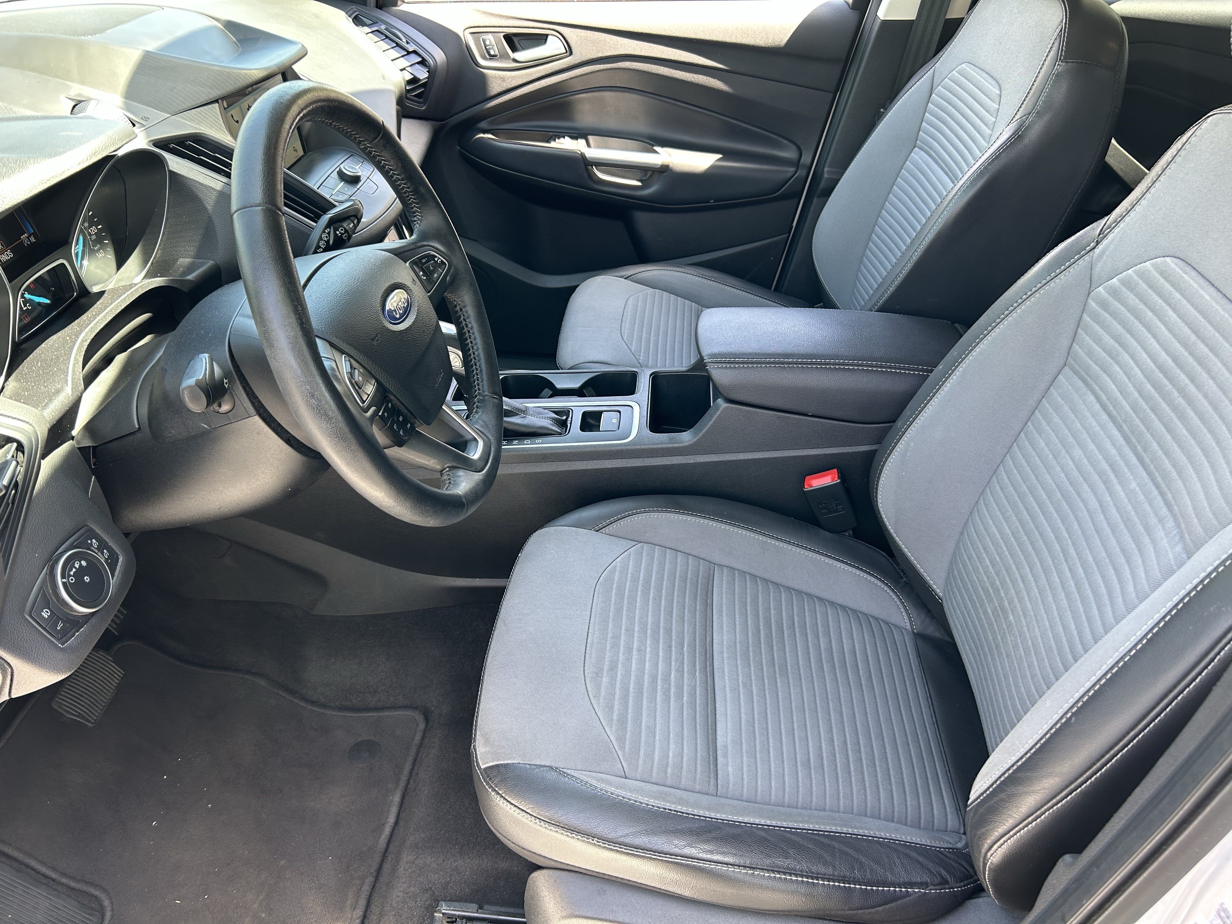 Used 2019 Ford Escape SE AWD/4WD image 17