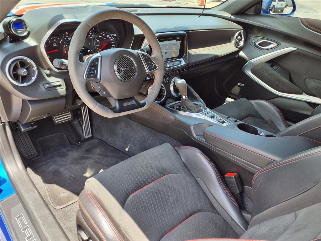 Used 2017 Chevrolet Camaro ZL1 RWD image 13