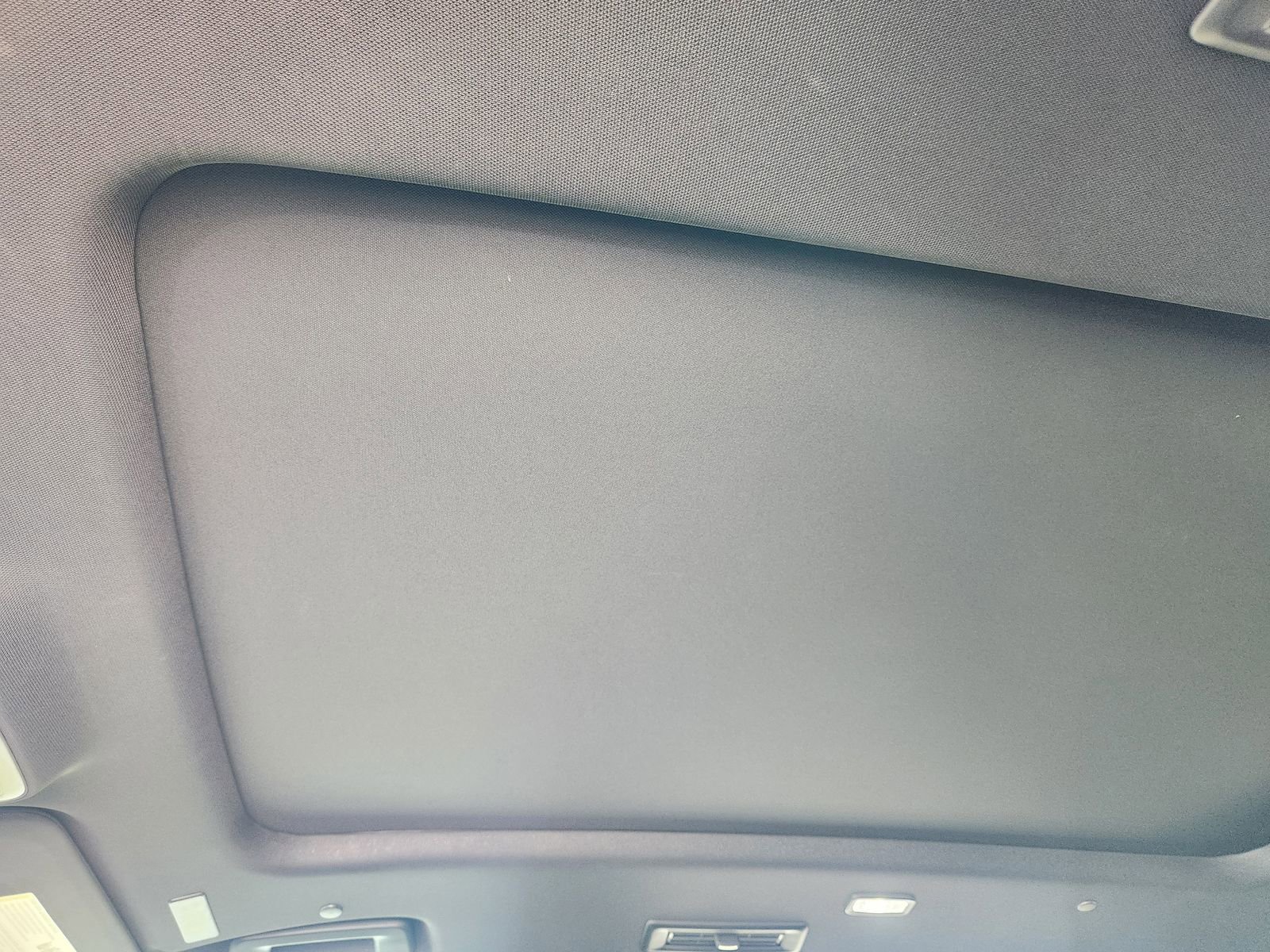 Used 2024 Chevrolet Traverse LT w/ Midnight/Sport Edition image 28