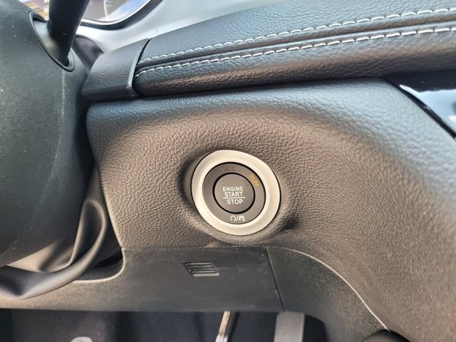 New 2026 Chrysler Pacifica Limited FWD image 30