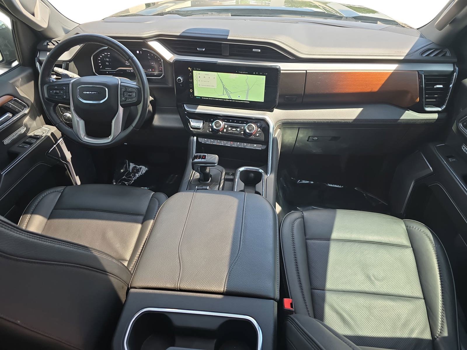 Used 2023 GMC Sierra 1500 Denali w/ Technology Package image 9