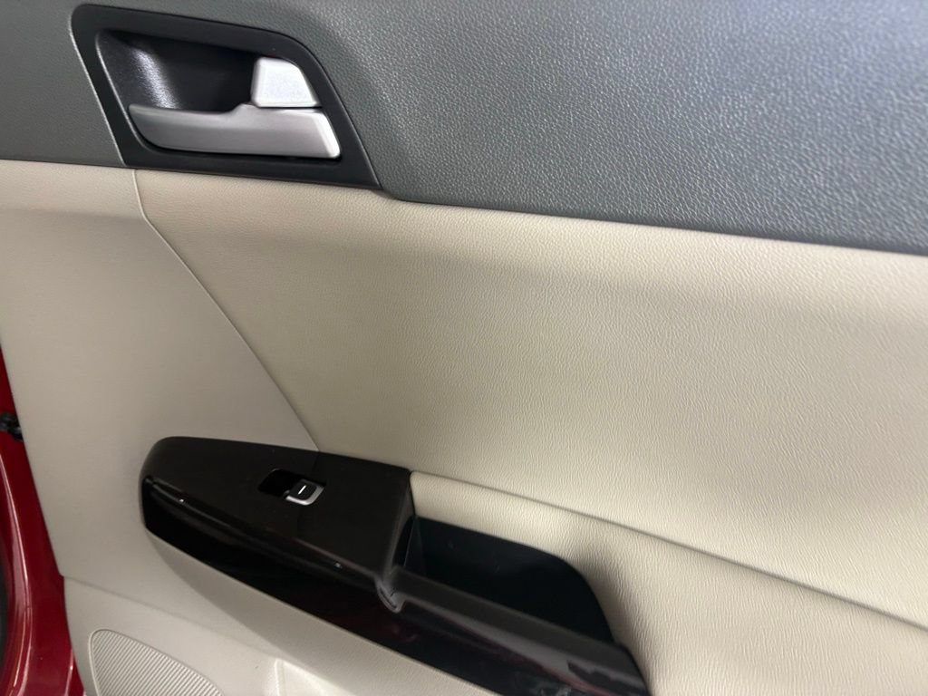 Used 2019 Kia Sportage EX w/ EX Technology Package FWD image 16