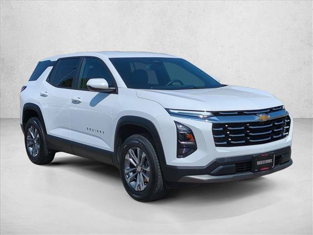 Used 2026 Chevrolet Equinox LT w/ Convenience Package II FWD image 3