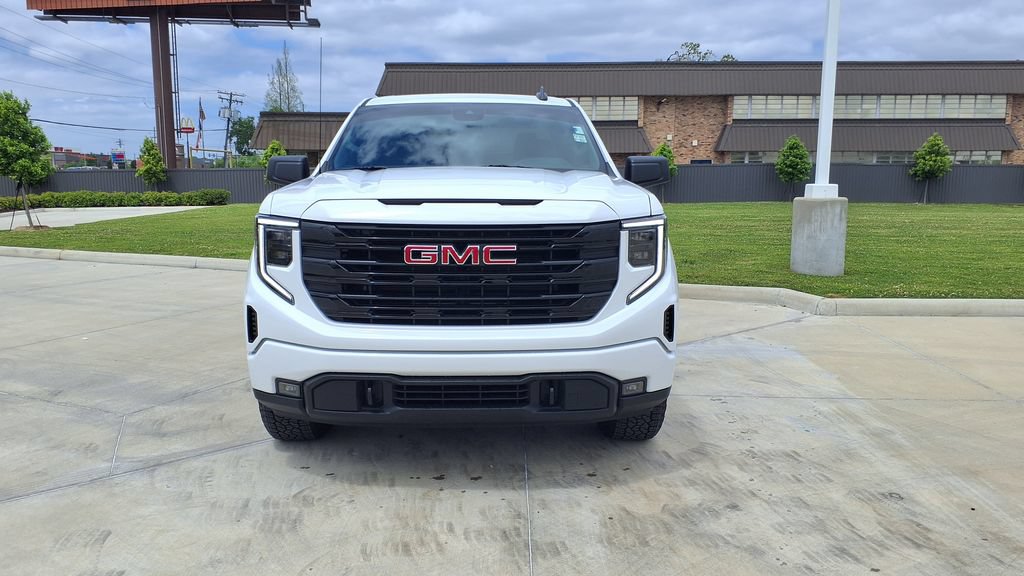 Used 2026 GMC Sierra 1500 Elevation w/ Elevation Select Package AWD/4WD image 2